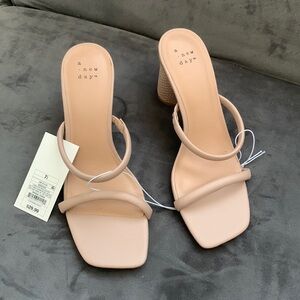 Tan heels